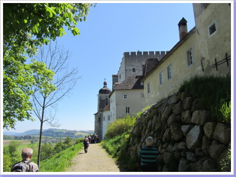 Wanderstart an der Burg Klam Wanderstart an der Burg Klam