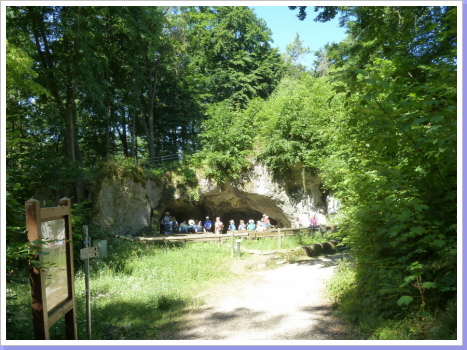 Theaterhöhle Theaterhöhle