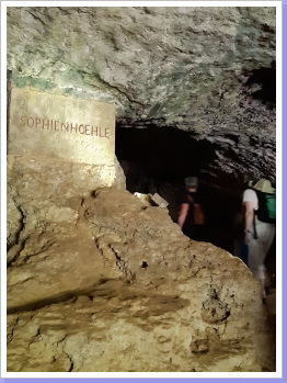 Eingang Sophienhöhle Eingang Sophienhöhle